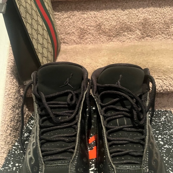 Air Jordan’s 13 retro cap and gown - Picture 6 of 7